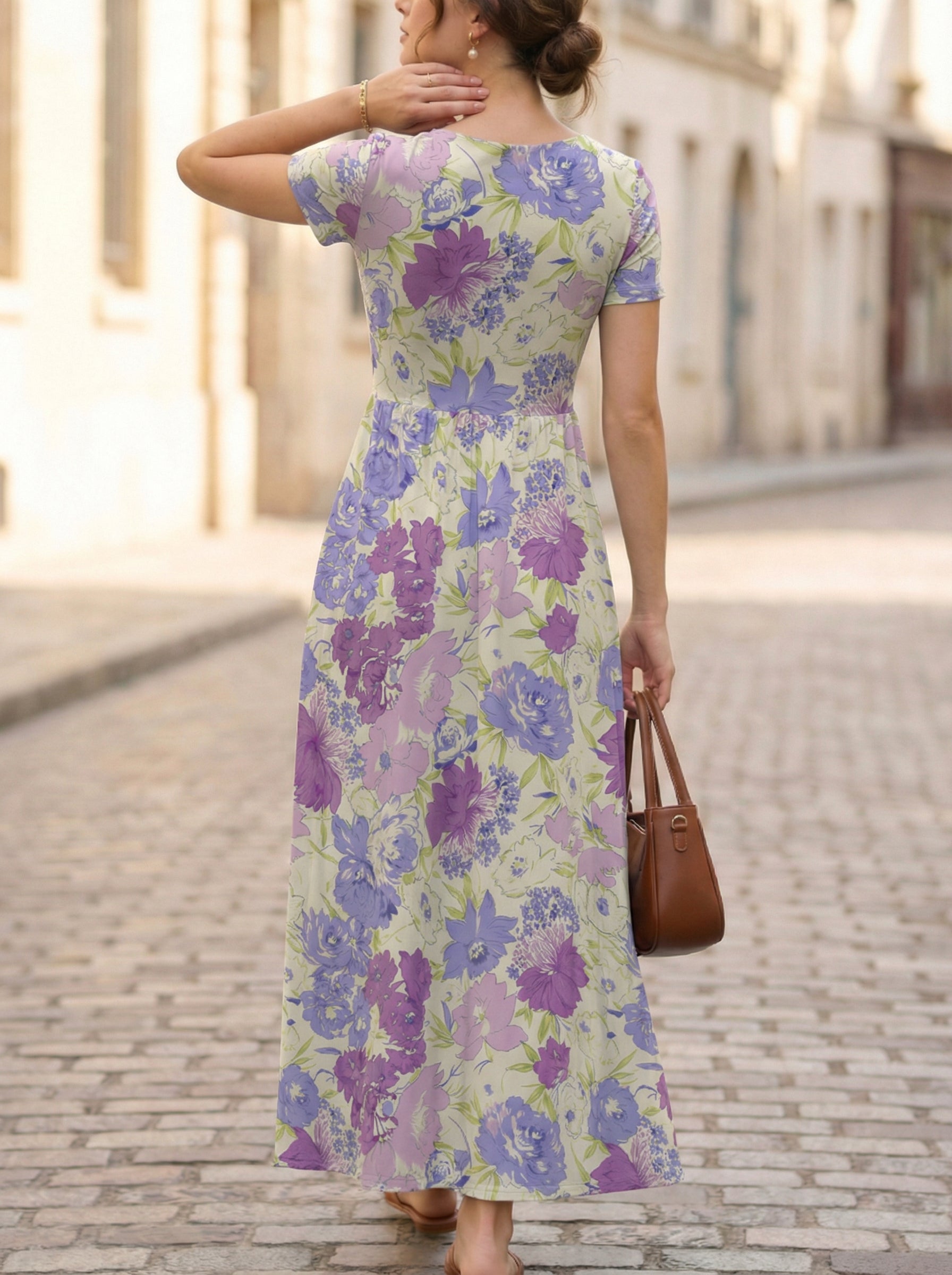 A 字宽松版短袖连衣裙